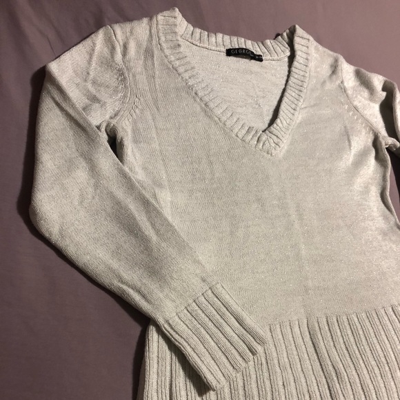 White Sequins V-Neck Sweater - Picture 6 of 9